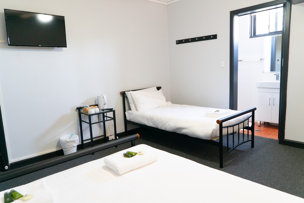 Panania Hotel | 63 Anderson Ave, Panania NSW 2213, Australia | Phone: (02) 9773 7680