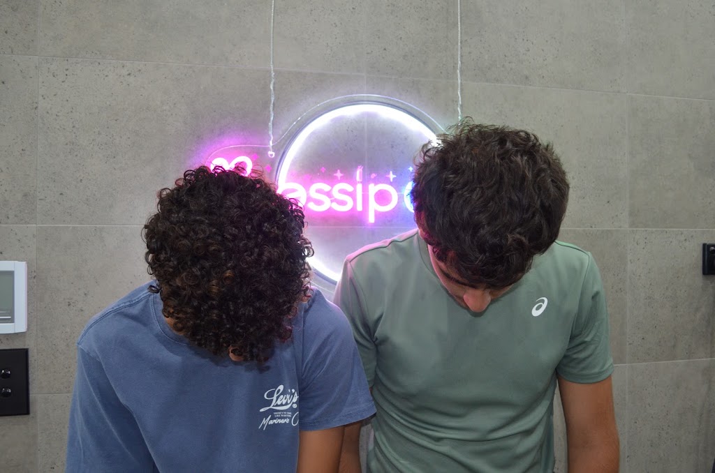 Gossip Curls | Bobadah St, Kingsgrove NSW 2208, Australia | Phone: 0459 125 604