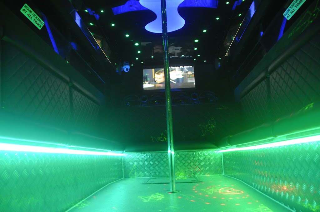 Limousine Party Bus Newcastle | 43 Wyong St, Morisset NSW 2264, Australia | Phone: 0491 158 666