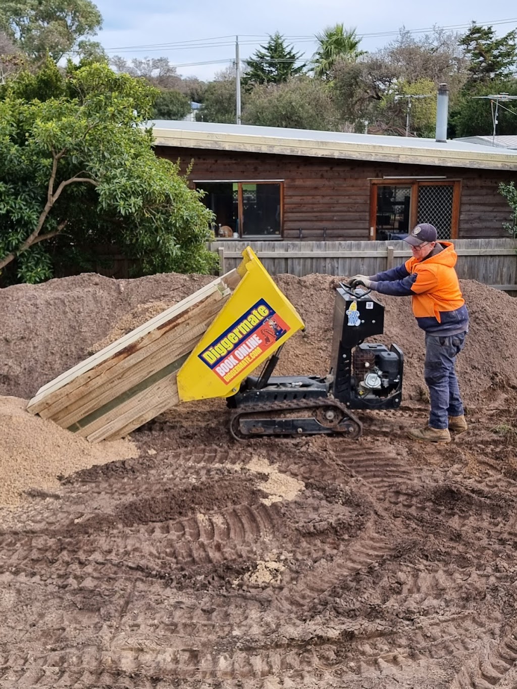Diggermate Mini Excavator Hire Rosebud | 6 Dutton St, Capel Sound VIC 3940, Australia | Phone: 0447 728 610