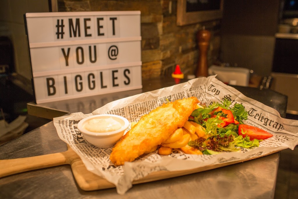 Biggles Bar & Grill | restaurant | Bourke Rd, Mascot NSW 2020, Australia | 0293300600 OR +61 2 9330 0600