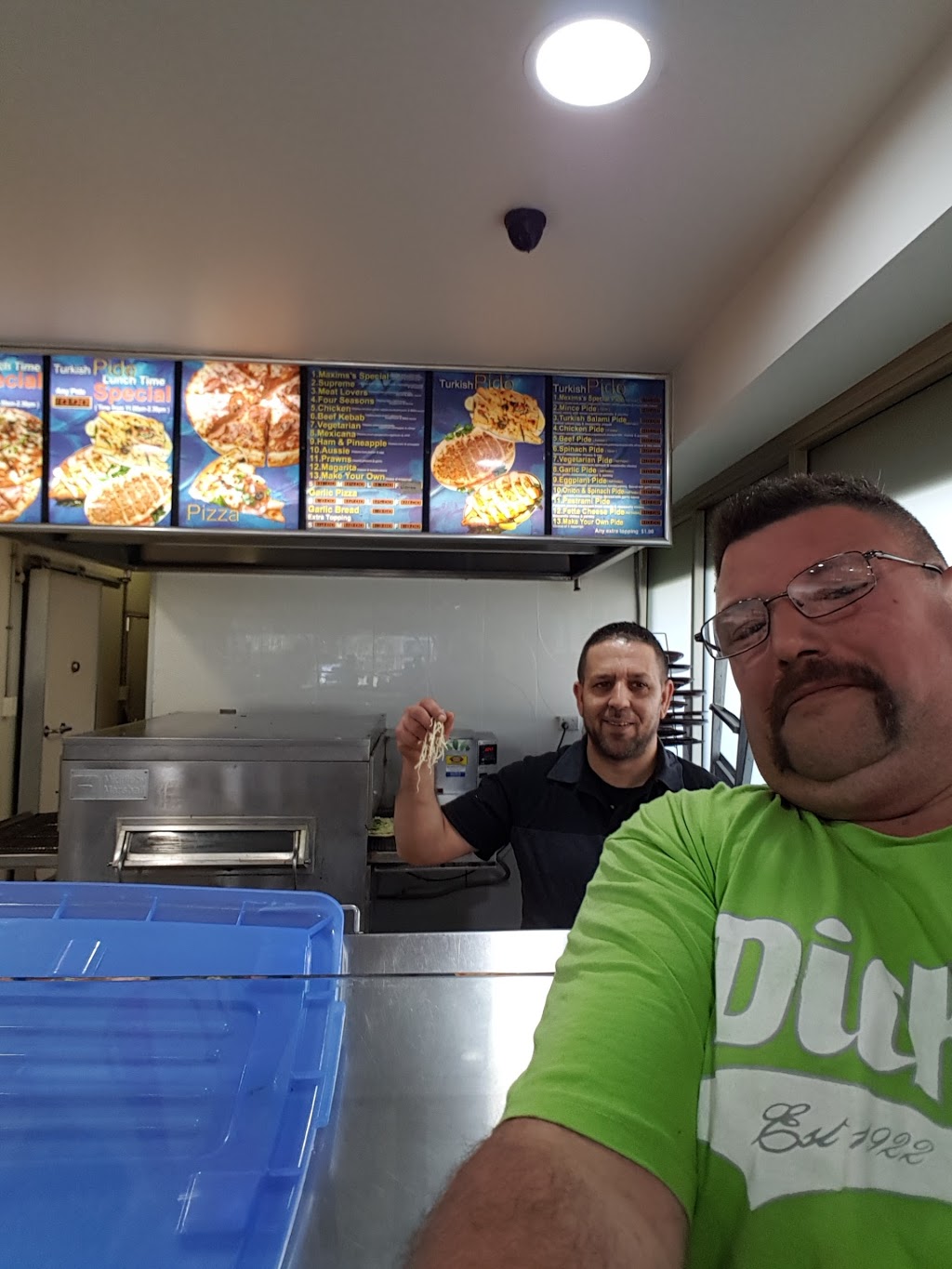 Maxims Topping Mad Pizza Kebab and Pide | meal delivery | 3/3 Cleeve Cl, Mount Druitt NSW 2770, Australia | 0296752200 OR +61 2 9675 2200