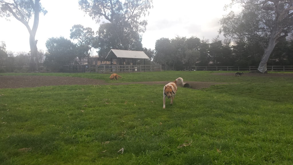 Mernda Off-Leash Dog Park | park | 146W Mernda Village Dr, Mernda VIC 3754, Australia