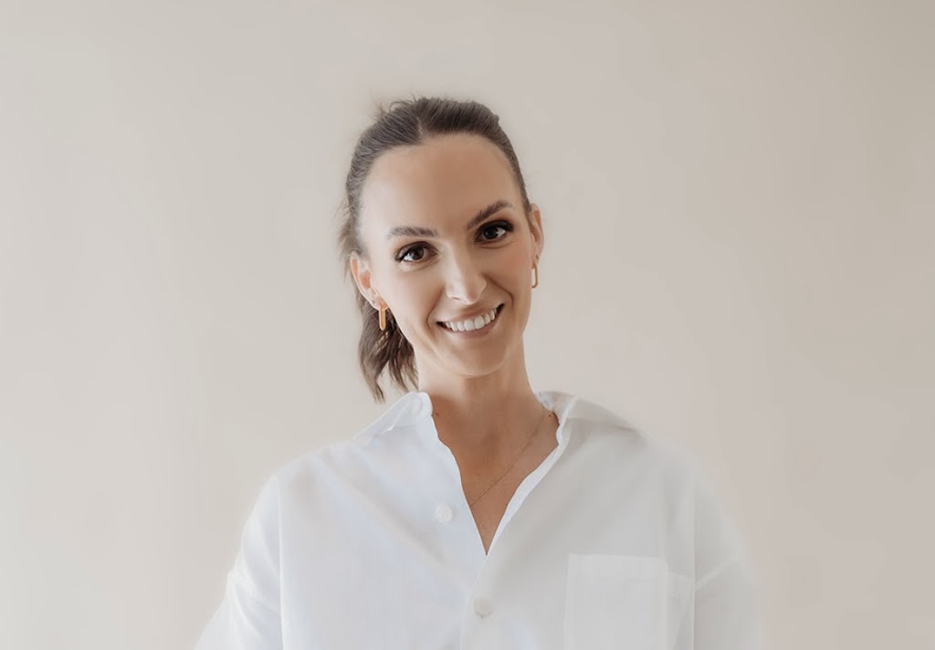 AGE aesthetics Torquay | 2C Gilbert St, Torquay VIC 3228, Australia | Phone: 0439 331 306