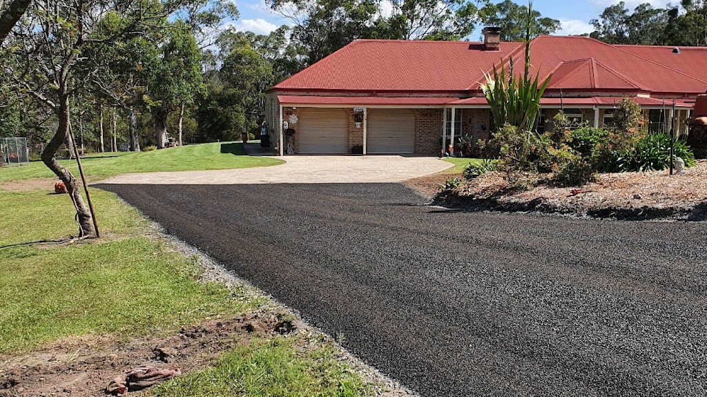 Southern cross bitumen | Commercial Rd, Vineyard NSW 2765, Australia | Phone: 0410 362 771