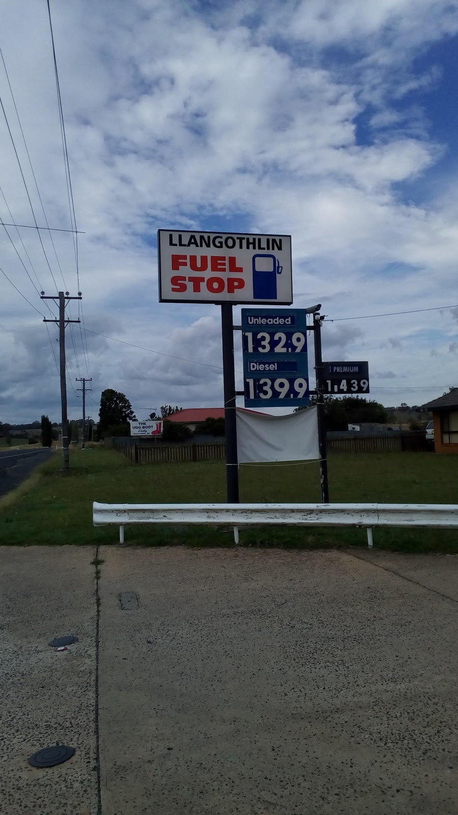 Llangothlin Petrol Station | gas station | 5232 New England Hwy, Llangothlin NSW 2365, Australia | 0267791240 OR +61 2 6779 1240
