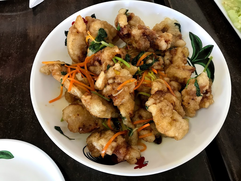 Whalecom Northeastern Chinese Cuisine 够吃锅包肉 | 203 Elgar Rd, Surrey Hills VIC 3127, Australia | Phone: (03) 9808 9874