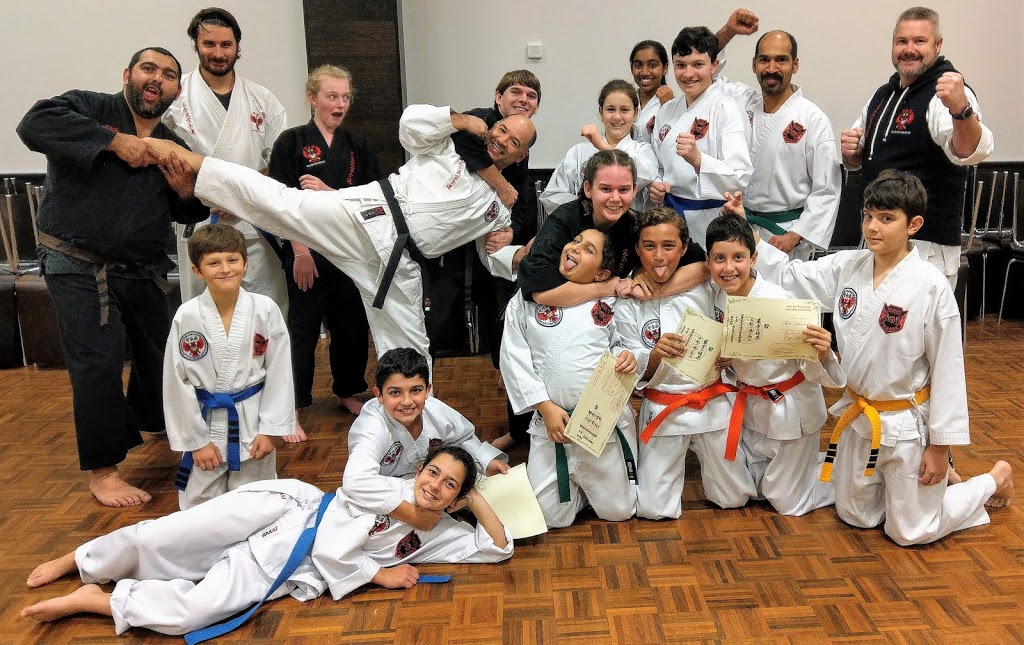 Kan Zen Ryu Karate Dojo | 7-9 Bellevue Rd, Figtree NSW 2525, Australia | Phone: 0414 767 389