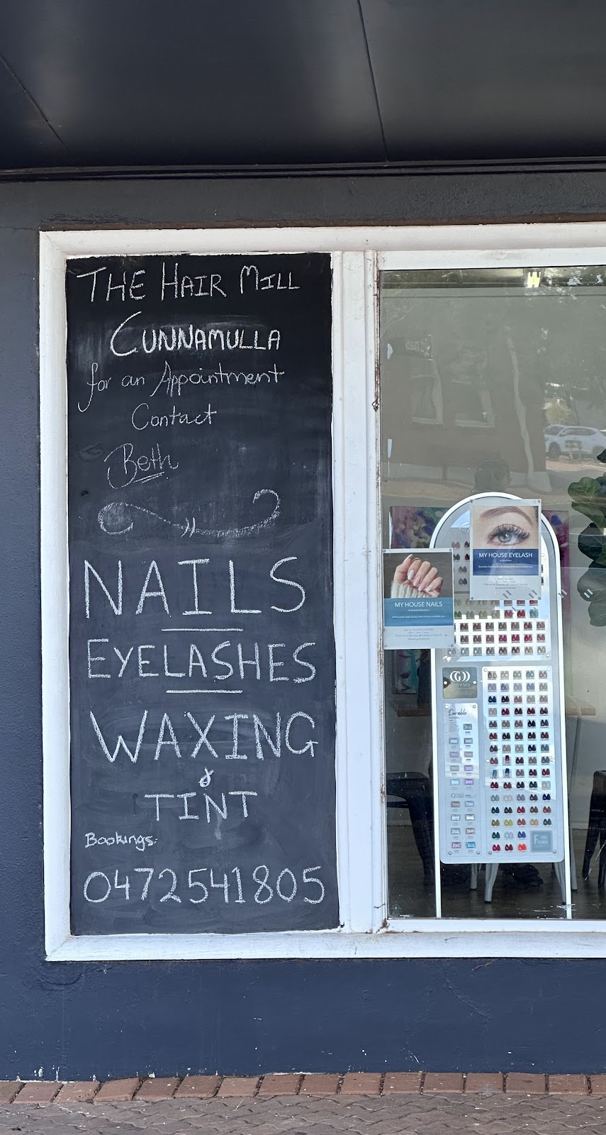 My House Nail & Eyelash | 48 Jane St, Cunnamulla QLD 4490, Australia | Phone: 0472 541 805