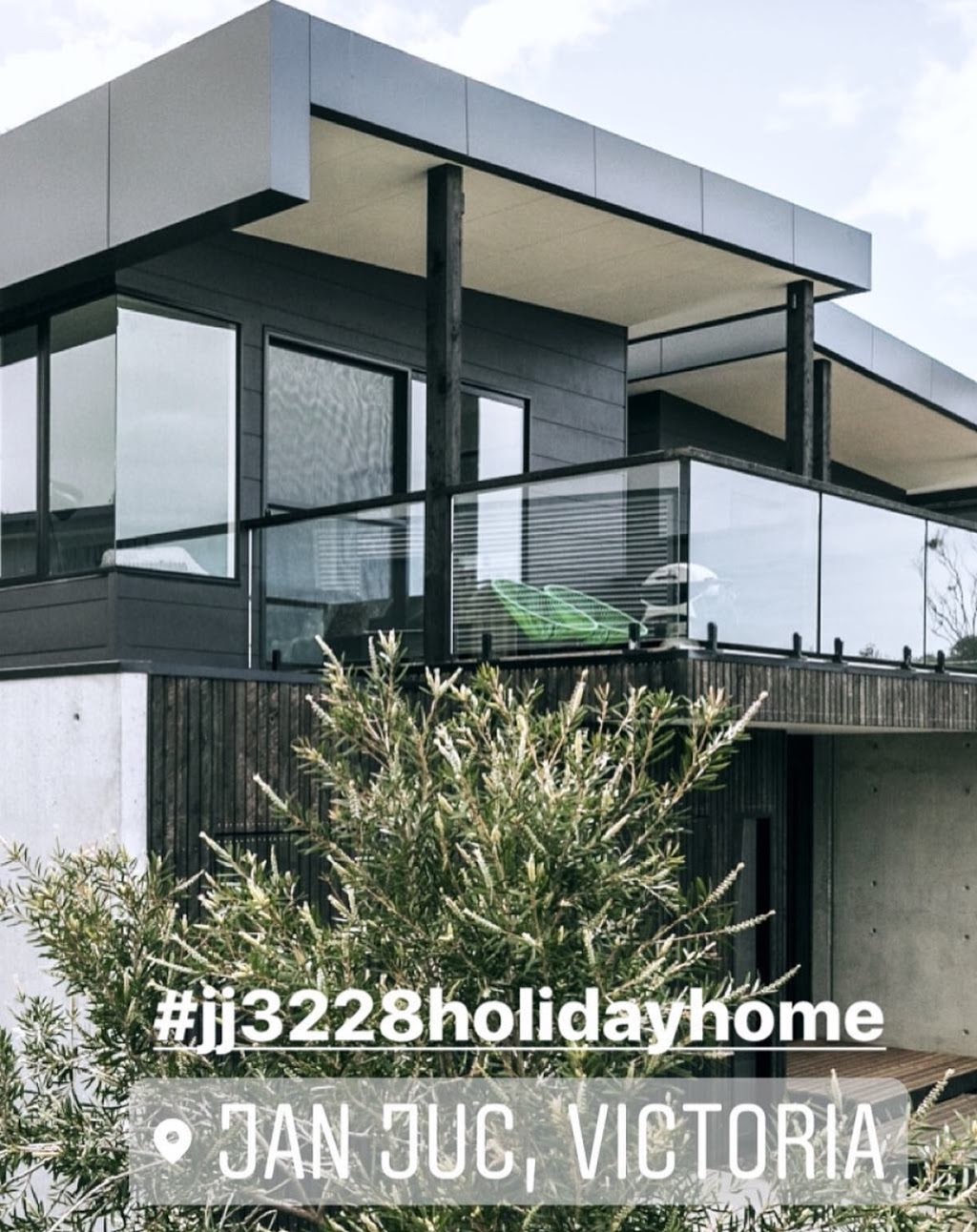 JJ3228 Holiday Home | lodging | 24a Prestwick Ave, Jan Juc VIC 3228, Australia | 0352612104 OR +61 3 5261 2104