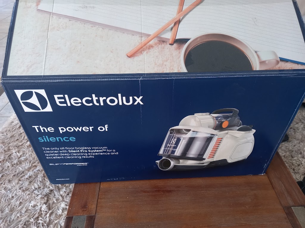Electrolux | 6 Signal Cl, Lytton QLD 4178, Australia | Phone: (07) 3907 1900