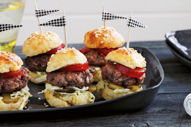 Golden Spoon Fine Food & Catering Services | 42 Majestic Dr, Highton VIC 3216, Australia | Phone: 0402 902 268 Golden Spoon Fine Food & Catering Services | 42 Majestic Dr, Highton VIC 3216, Australia | Phone: 0402 902 268