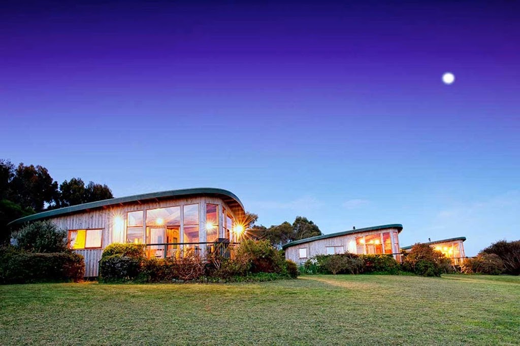 Great Ocean Road Accommodation | 3815 Great Ocean Rd, Johanna VIC 3238, Australia | Phone: 0409 103 214