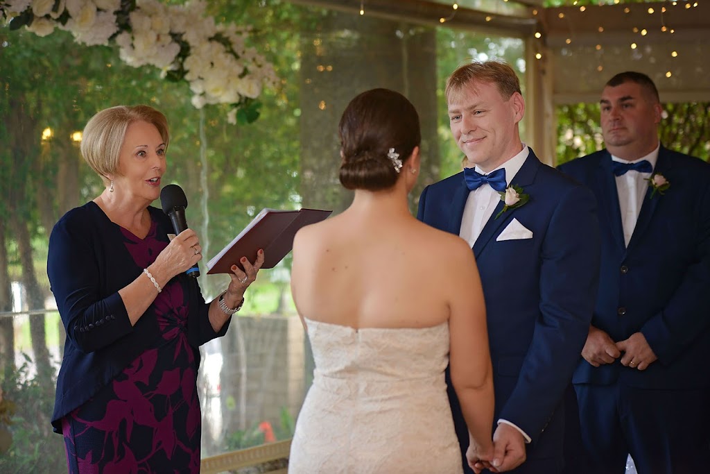 Gwen Inglis Marriage Celebrant | 28 Garnet St, Alexandra Hills QLD 4161, Australia | Phone: 0403 164 279