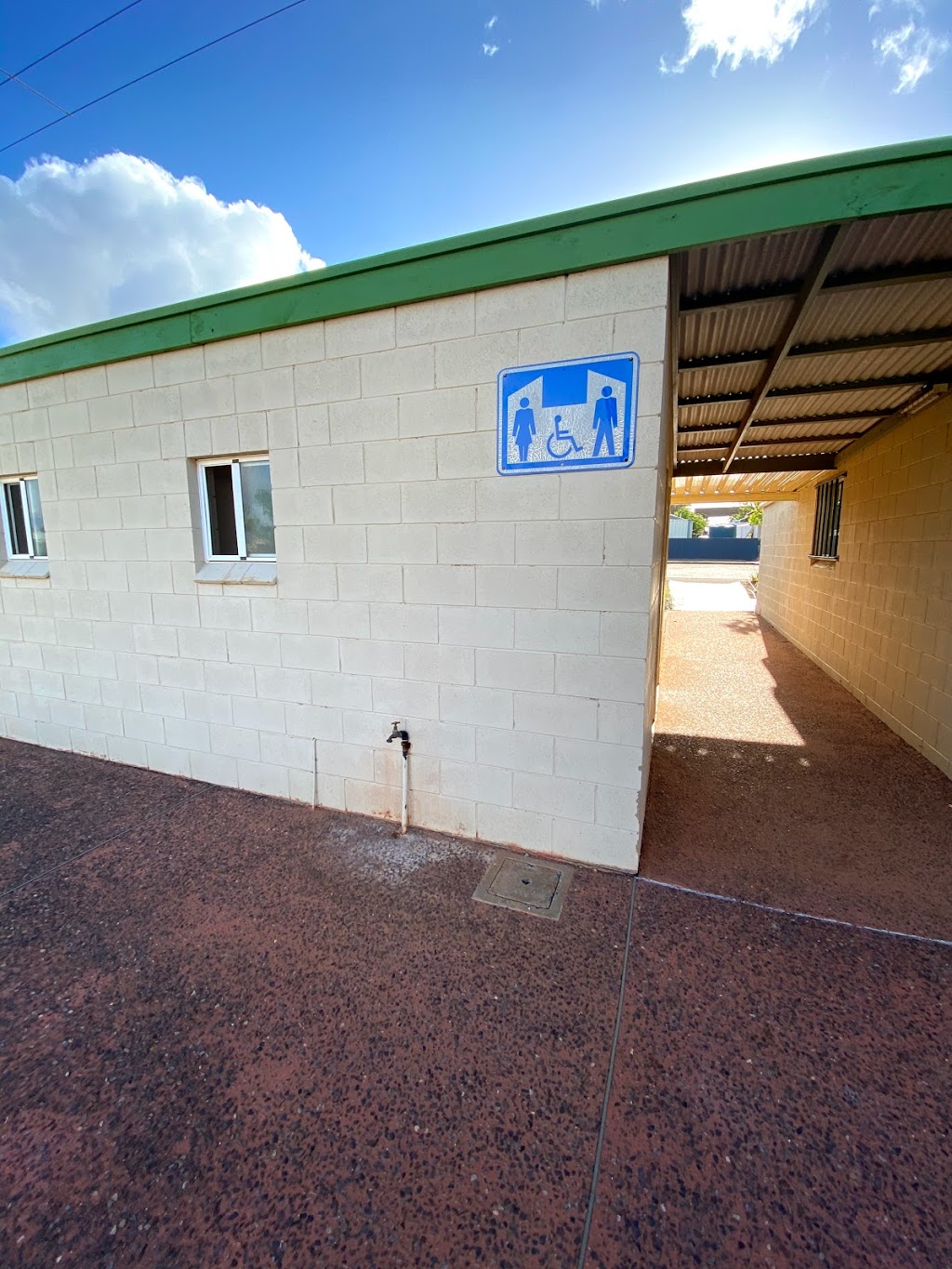 Boolaroo centre public toilets | gym | 28 Stephens St, Booleroo Centre SA 5482, Australia | 1300726252 OR +61 1300 726 252