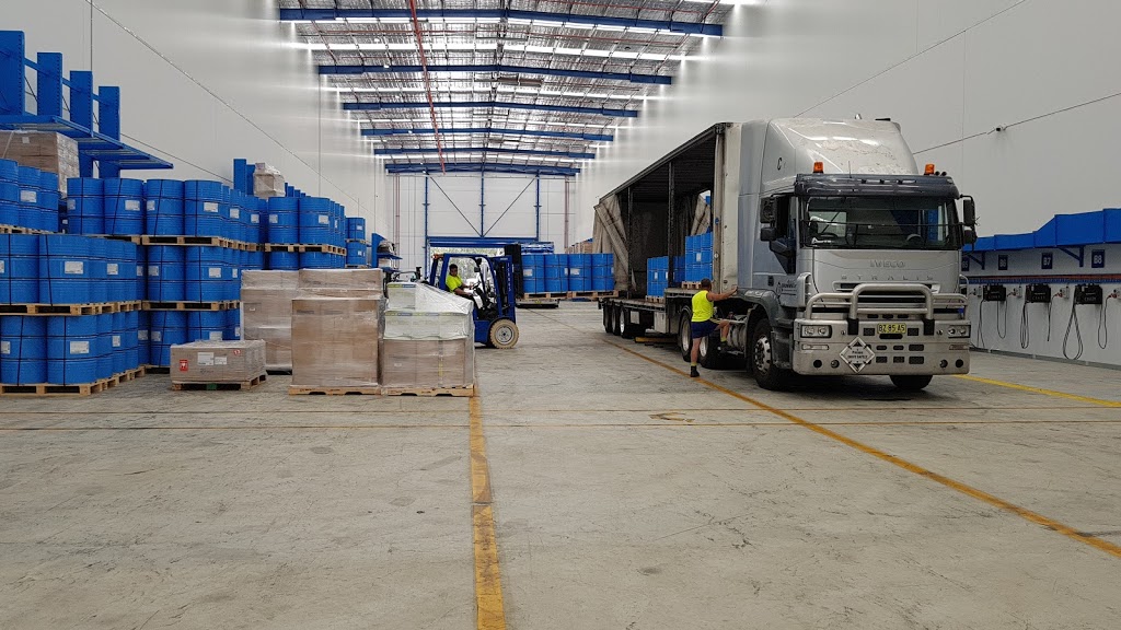 Mainfreight NEW Depot | 55 Yarrunga St, corner of, Kookaburra Rd N, Prestons NSW 2170, Australia | Phone: (02) 8784 2200