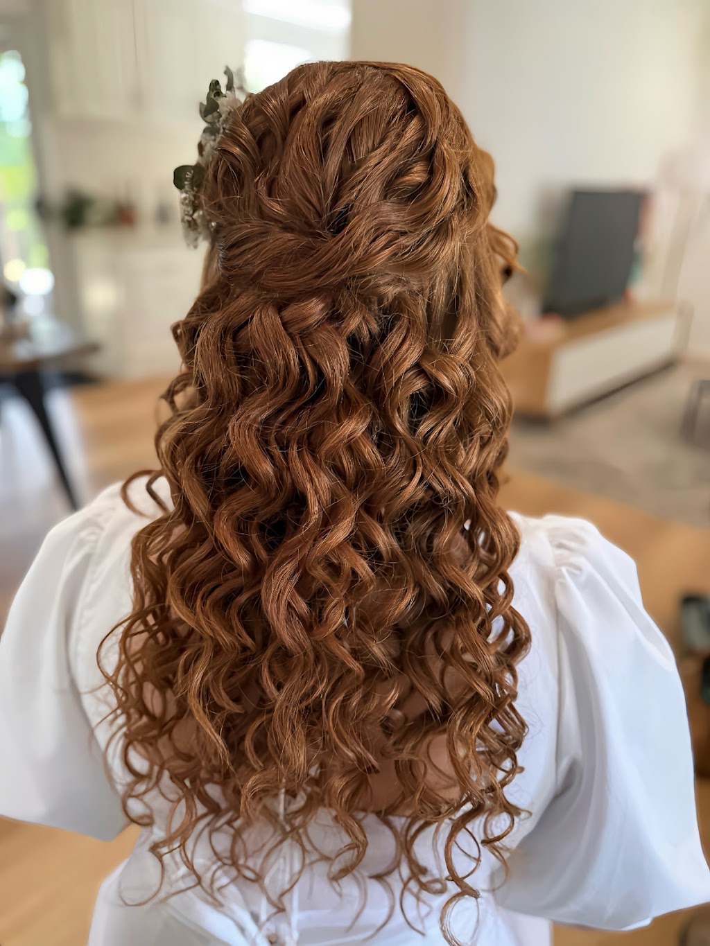 Brierley hair artistry | 5/9 St Georges Cres, Faulconbridge NSW 2776, Australia | Phone: (02) 4751 2402