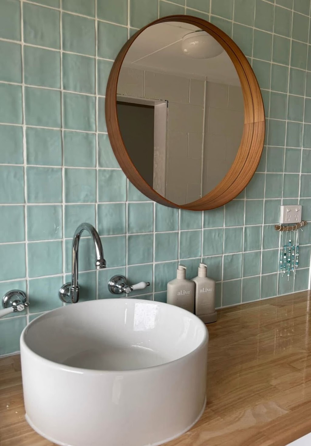 Yabbarra Bathrooms & Tiling Service | 1 Mort Ave, Dalmeny NSW 2546, Australia | Phone: 0429 103 588