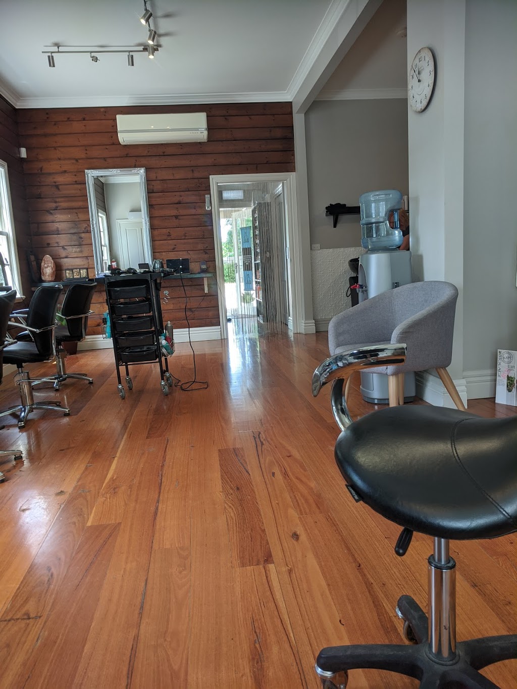 The Hair Room Lancefield | 31 High St, Lancefield VIC 3435, Australia | Phone: (03) 5429 1427