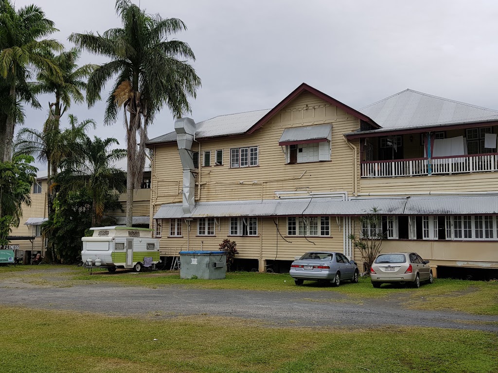 Babinda State Hotel | lodging | 73 Munro St, Babinda QLD 4861, Australia | 0740671202 OR +61 7 4067 1202