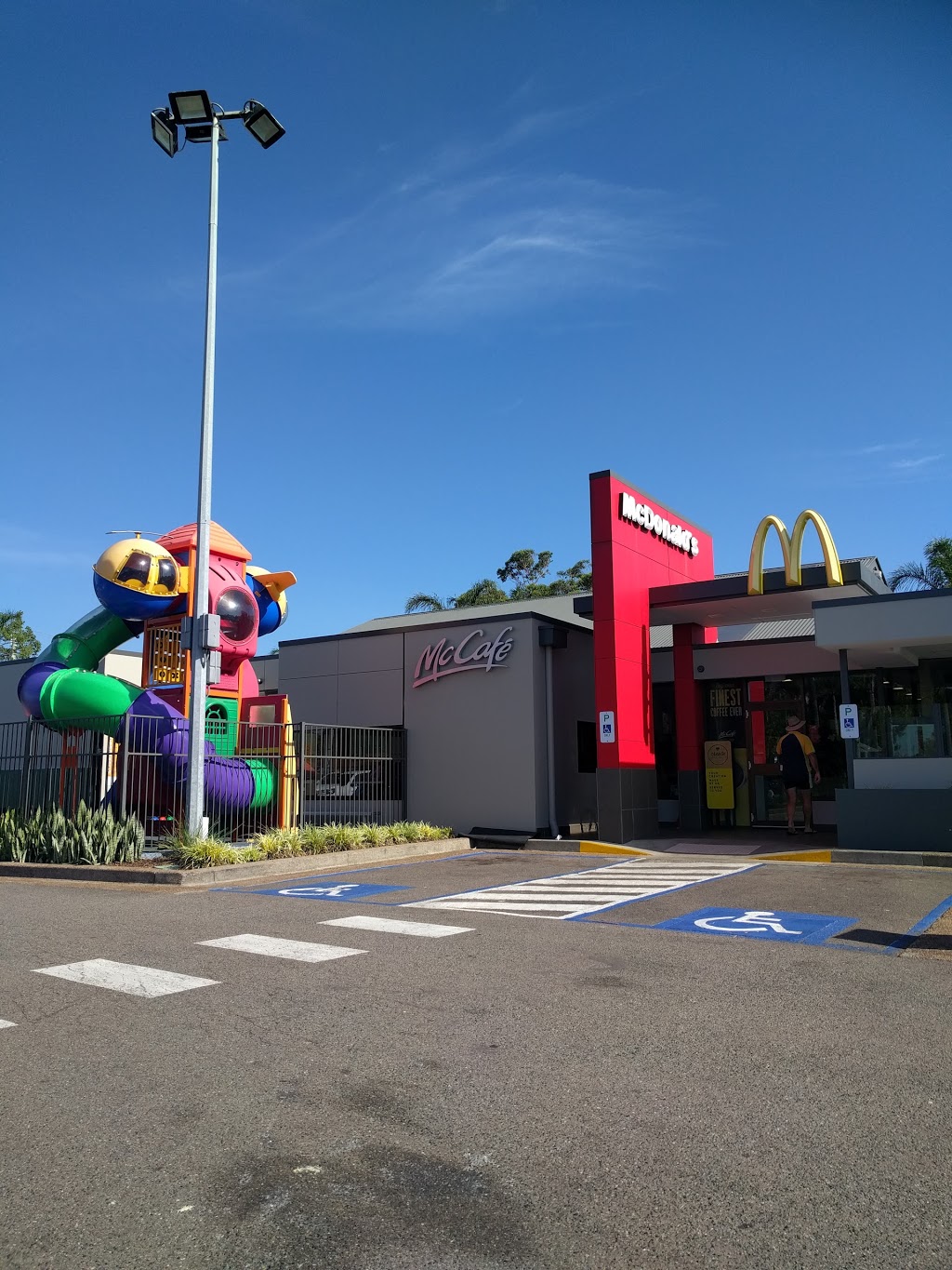 McDonalds Swansea | Wood St, Swansea NSW 2281, Australia | Phone: (02) 4972 1515