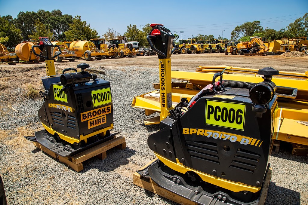 Brooks Hire Service Pty Ltd | 8575 Warrego Hwy, Withcott QLD 4352, Australia | Phone: 1300 276 657