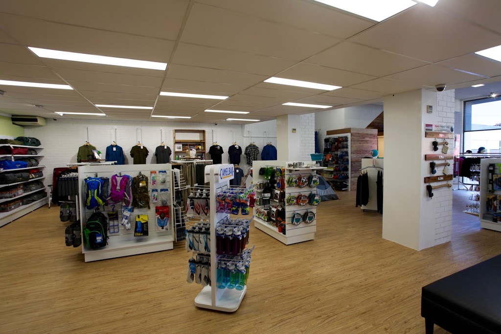 Toms Outdoors | clothing store | 52 Fitzroy St, Tumut NSW 2720, Australia | 0269474062 OR +61 2 6947 4062
