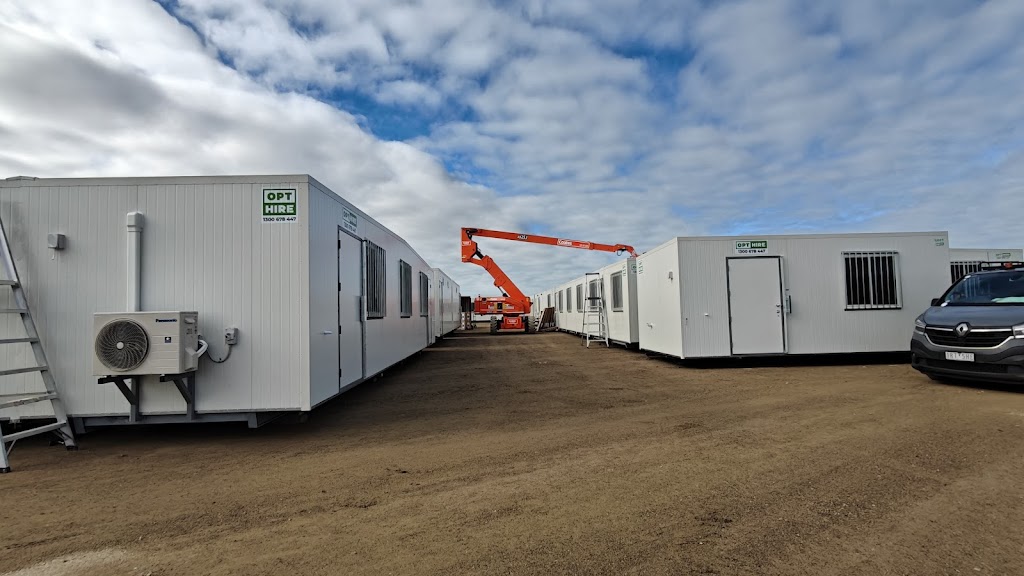 FCC Site Compound | 260 Lake Rd, Armstrong Creek VIC 3217, Australia | Phone: 0400 000 000