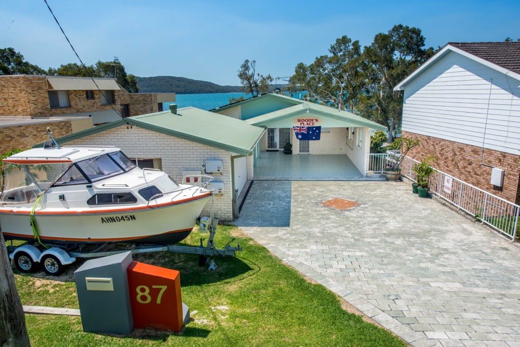Woodys Place | 87 Soldiers Point Rd, Soldiers Point NSW 2317, Australia | Phone: (02) 4982 7850