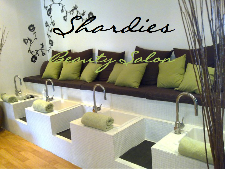 Shardies Beauty Salon | hair care | 9/107-109 Mildura Dr, Helensvale QLD 4212, Australia | 0755737766 OR +61 7 5573 7766