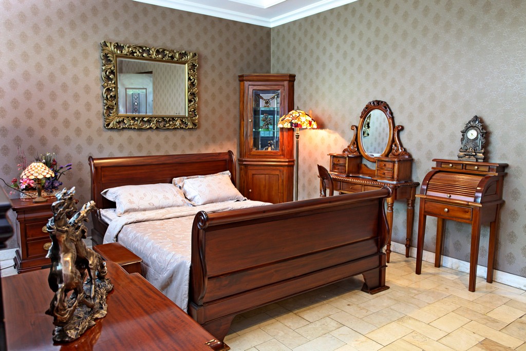 Antique Mahogany | furniture store | 19 Lisa Pl, Coolaroo VIC 3048, Australia | 0393024454 OR +61 3 9302 4454