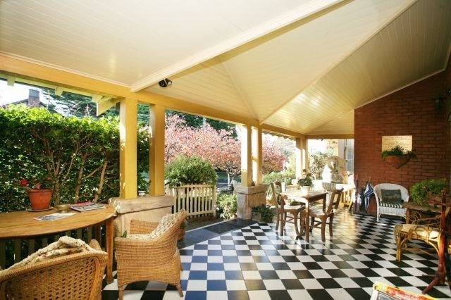 Megalong Manor | lodging | 151 Megalong St, Leura NSW 2780, Australia | 0247841461 OR +61 2 4784 1461