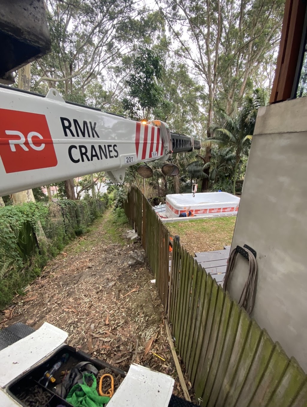 RMK Cranes | 43 Durgadin Dr, Albion Park Rail NSW 2527, Australia | Phone: 0457 911 951