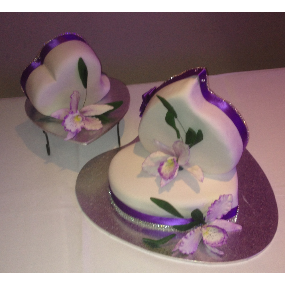 Unusual and Amazing cakes | 1 Homebush Rd, Dundowran Beach QLD 4655, Australia | Phone: 0447 563 101