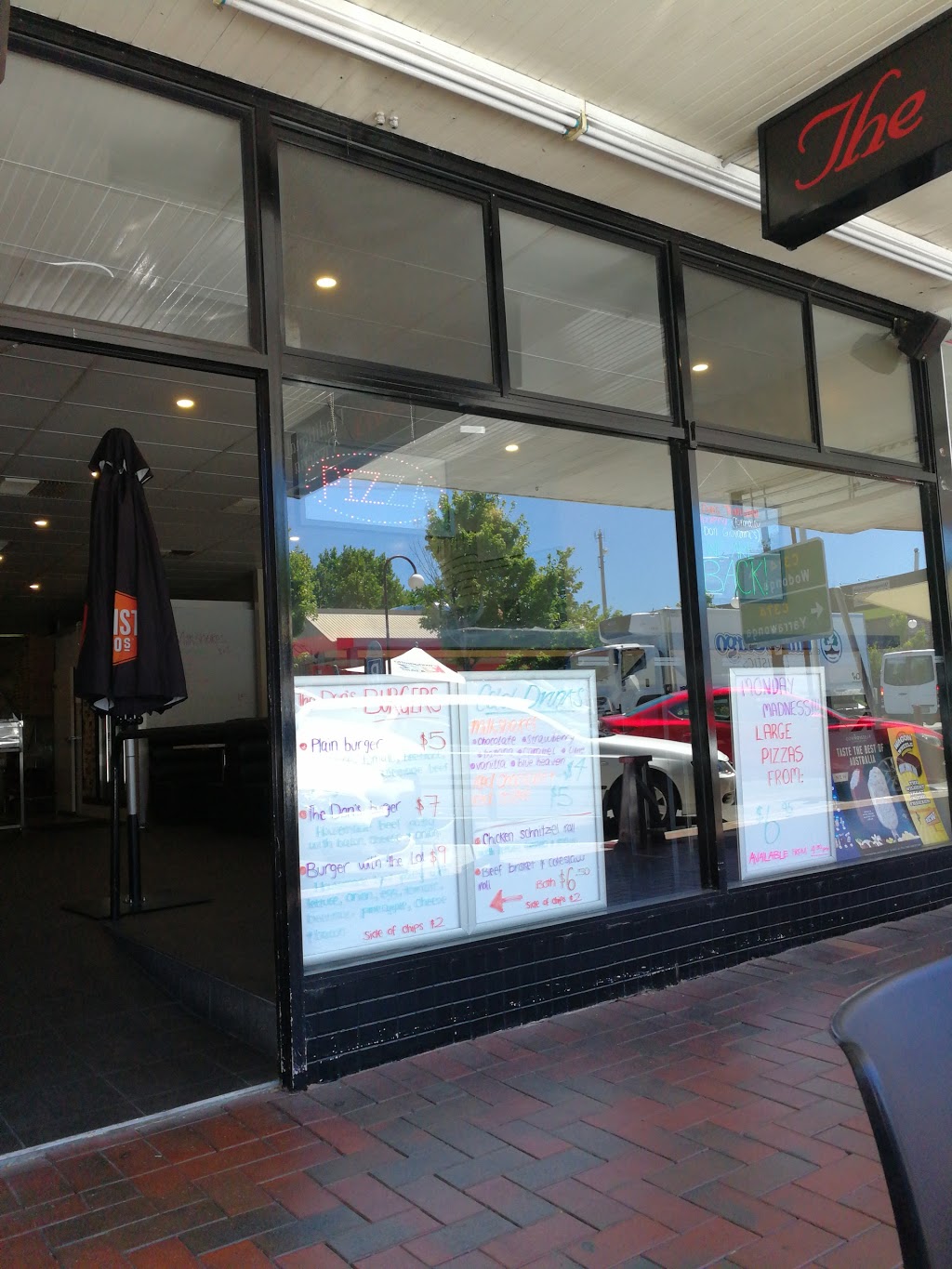 The Don’s Traditional Pizzeria | meal takeaway | Murphy St, Wangaratta VIC 3677, Australia | 0357212235 OR +61 3 5721 2235