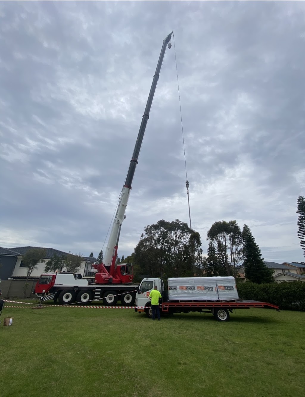 RMK Cranes | 43 Durgadin Dr, Albion Park Rail NSW 2527, Australia | Phone: 0457 911 951