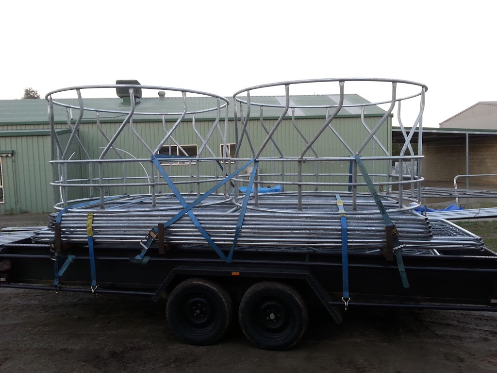 Affordable Gates and Hay Feeders | 17 Lyons Rd, Cohuna VIC 3568, Australia | Phone: 0437 796 990