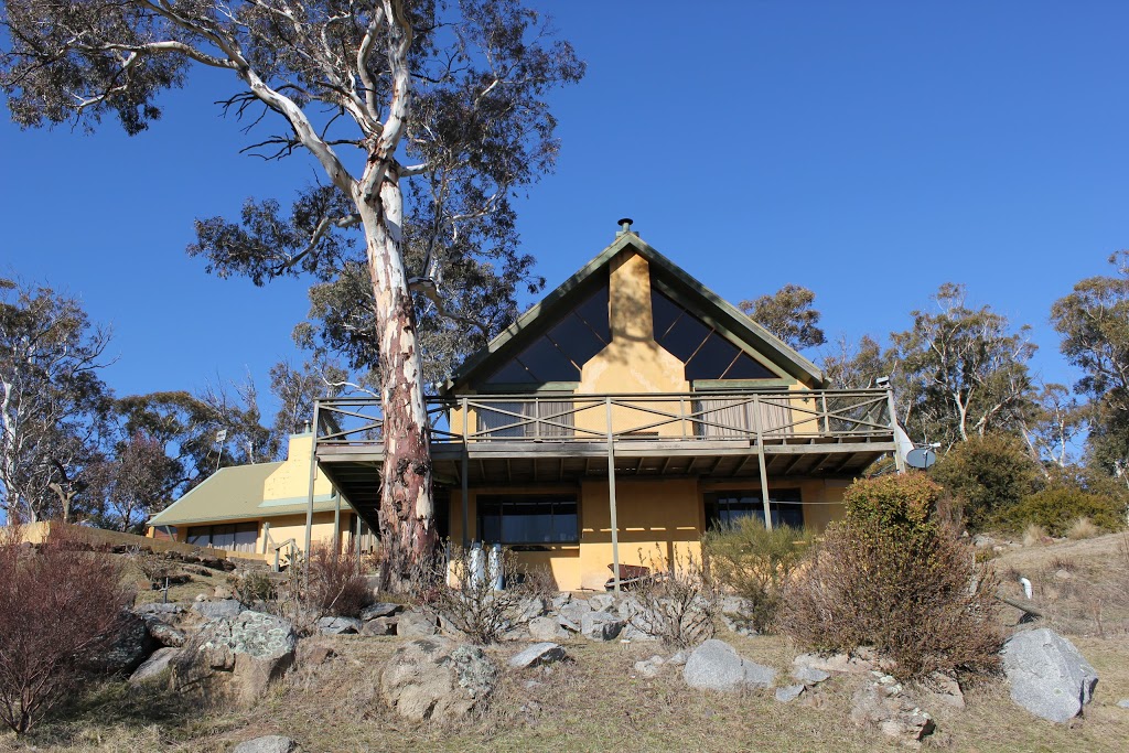 Yellow Haus | lodging | 62 Monckton Rd, Crackenback NSW 2627, Australia | 0264572144 OR +61 2 6457 2144