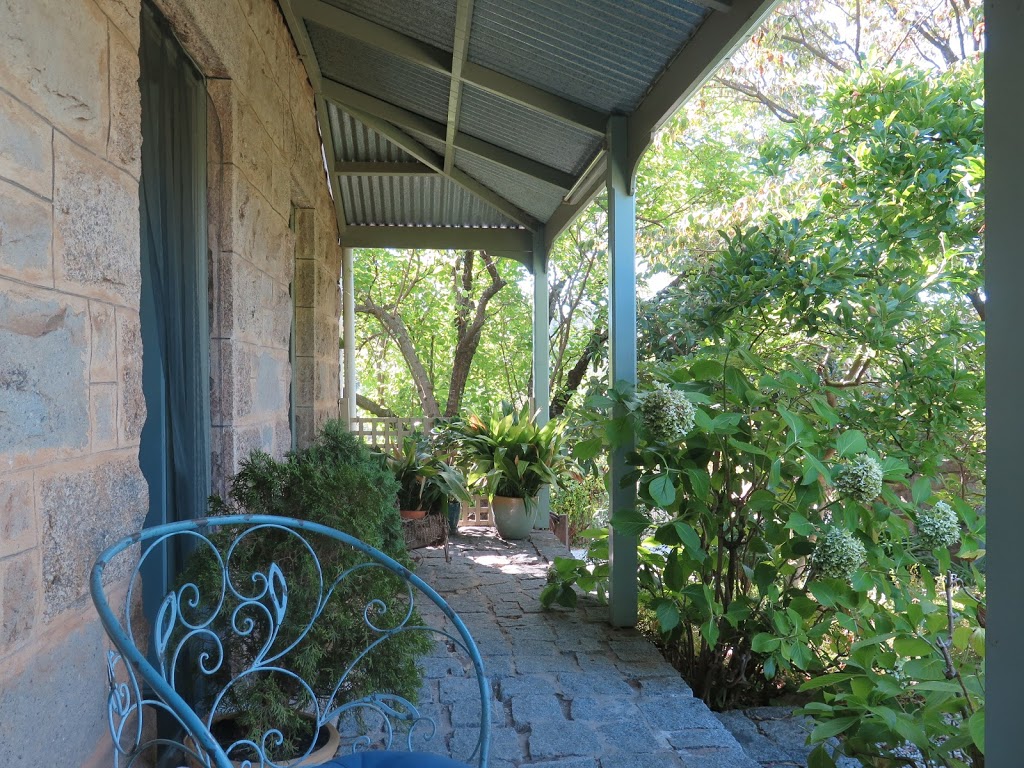 Lilac Cottage | 23 Williams St, Beechworth VIC 3747, Australia | Phone: 0427 214 421