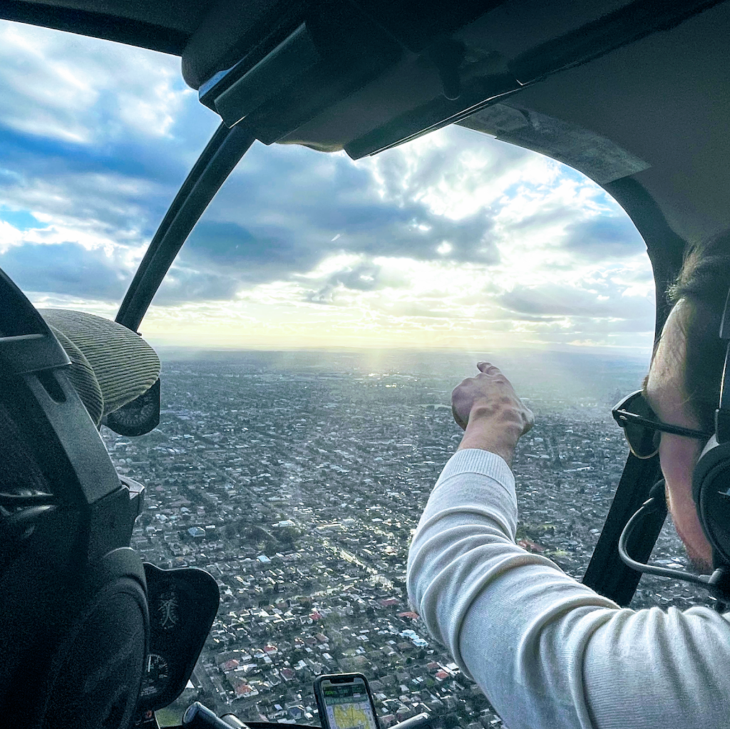 Rotor One - Melbourne Helicopter Rides | travel agency | Hangar 7, Wirraway Rd, Essendon Fields VIC 3041, Australia | 0370651888 OR +61 3 7065 1888