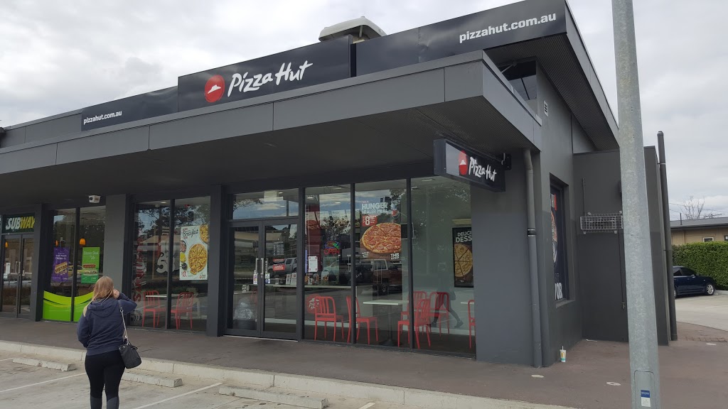 Pizza Hut Singleton | restaurant | 2, shop 2/10 Maitland Rd, Singleton NSW 2330, Australia | 1300749924 OR +61 1300 749 924
