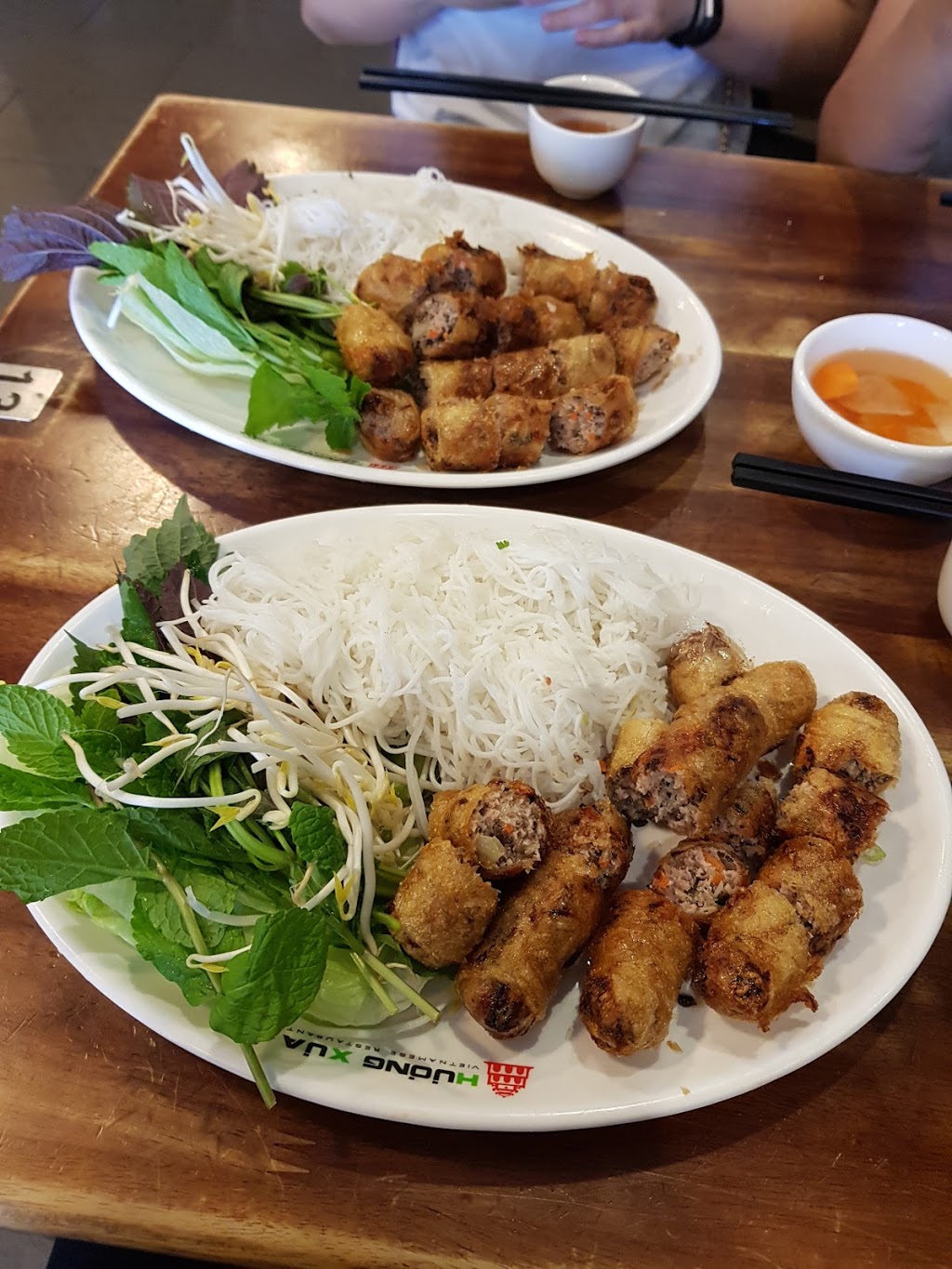 Huong Xua Canley Heights | restaurant | 4/217-219 Canley Vale Rd, Canley Heights NSW 2166, Australia | 0287644117 OR +61 2 8764 4117