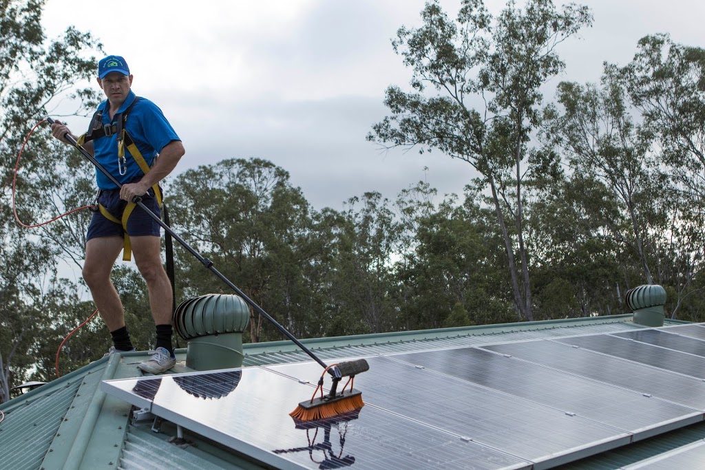 Solar Gleam Gutter Clean |  | Qually Rd, Lockyer Waters QLD 4311, Australia | 0474108588 OR +61 474 108 588