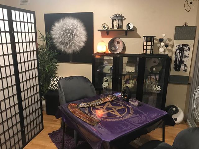 EARTH ANGELS – PSYCHIC CENTRE | health | 47 Langer Ave, Caringbah South NSW 2229, Australia | 0433742933 OR +61 433 742 933