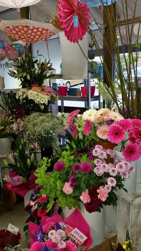 Tinas Flowers | florist | 75 Warburton Ave, Padbury WA 6025, Australia | 0893078766 OR +61 8 9307 8766