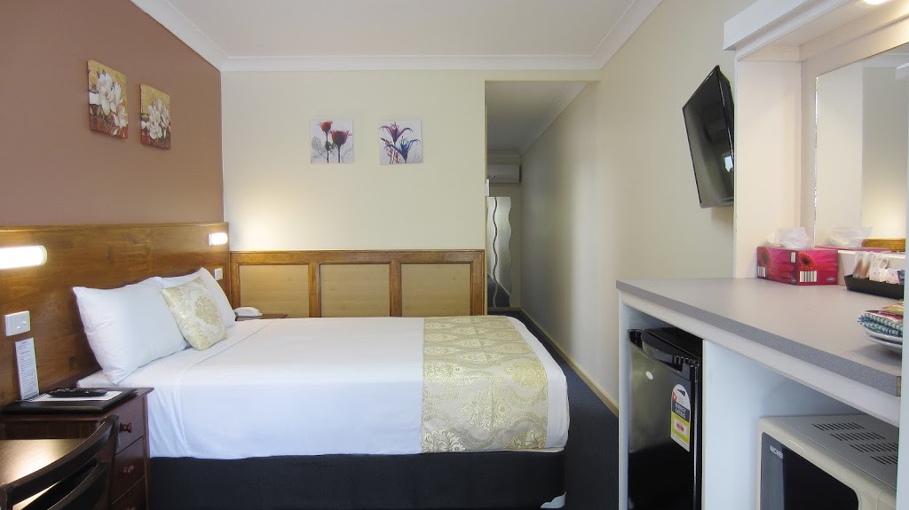 Taree Highway Motor Inn | 40-42 Crescent Ave, Taree NSW 2430, Australia | Phone: (02) 6552 5444