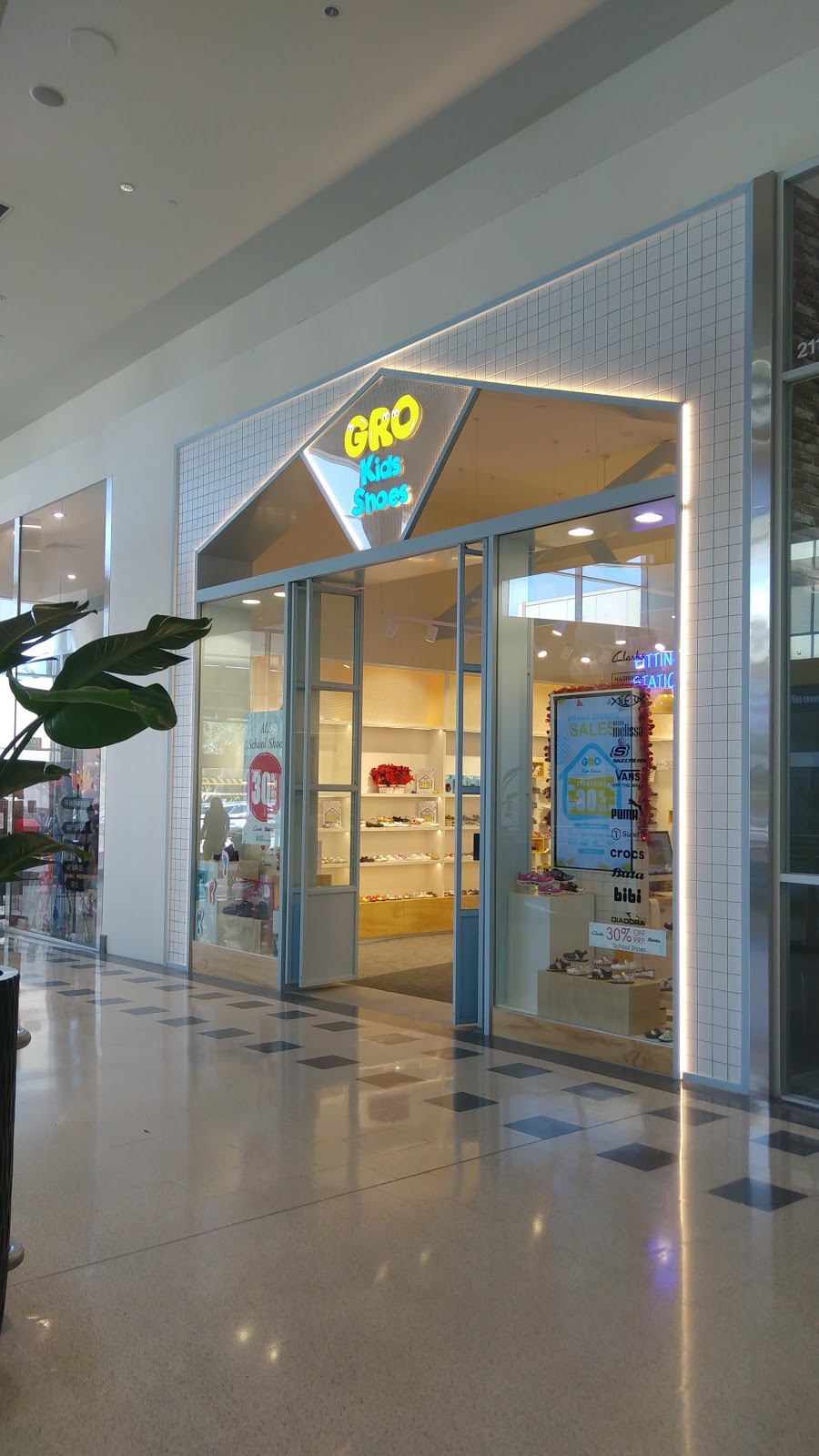 Gro Kids Shoes | shoe store | Shop 2117/425 Burwood Hwy, Wantirna South VIC 3152, Australia | 0398017699 OR +61 3 9801 7699