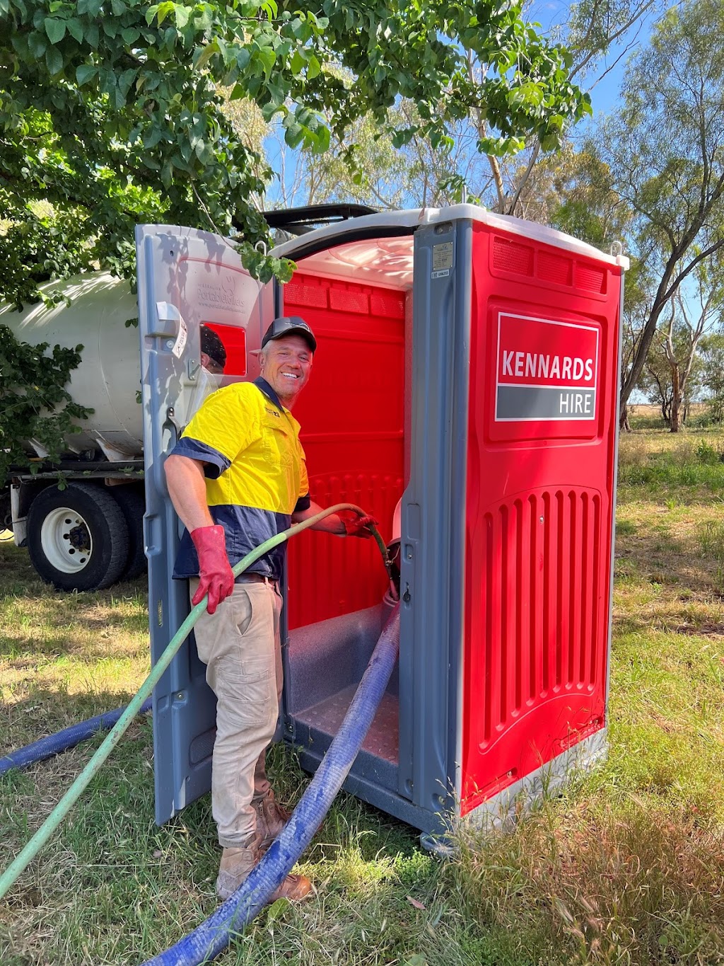 Pumpout Septic Service | 25 Barwidgee Blvd, Darlington Point NSW 2706, Australia | Phone: (02) 6968 1587 Pumpout Septic Service | 25 Barwidgee Blvd, Darlington Point NSW 2706, Australia | Phone: (02) 6968 1587