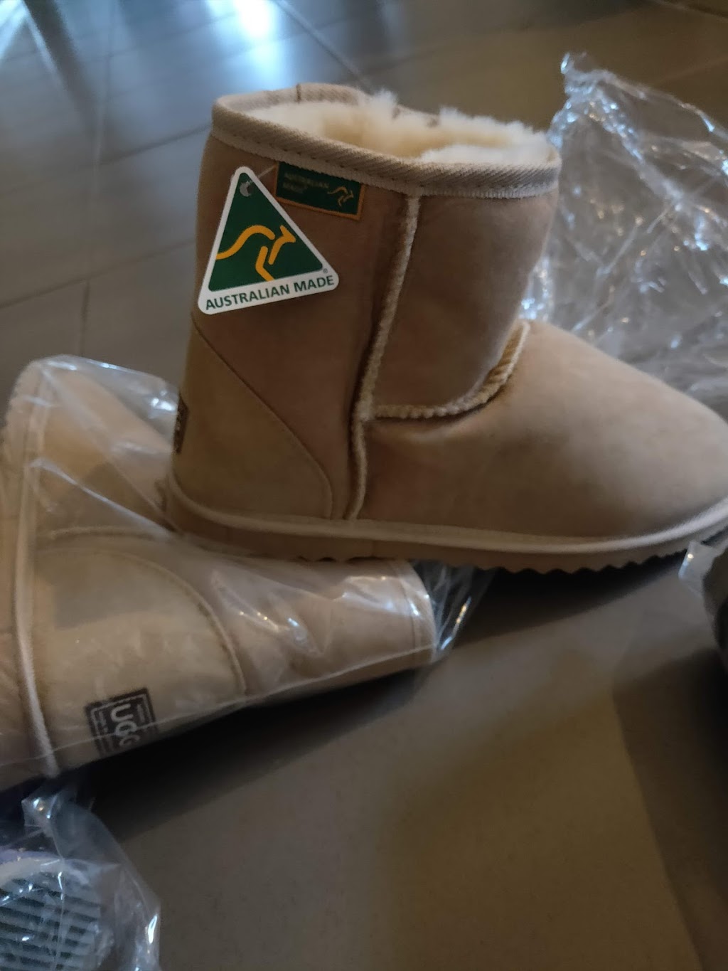 Aussie Uggs N Mocco - 12 Domain Ave 
