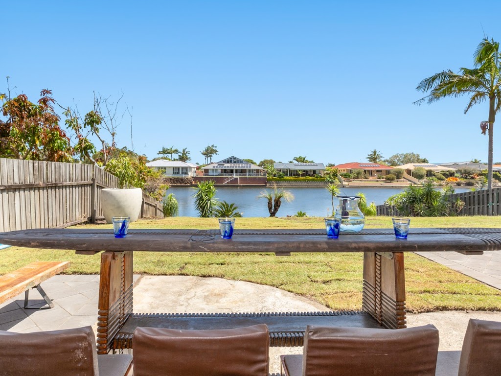 Pottsville Beach Hook, Wine & Sinker Holiday House | lodging | 2/81 Andrew Ave, Pottsville Beach NSW 2489, Australia | 0407750220 OR +61 407 750 220